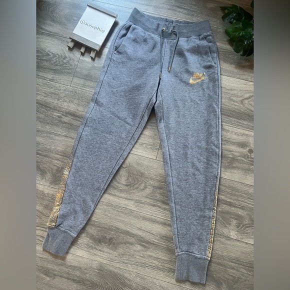 Rare! Nike rally jogger (xs) & zip hoodie (s) set Heathered grey & metallic gold - Picture 9 of 16
